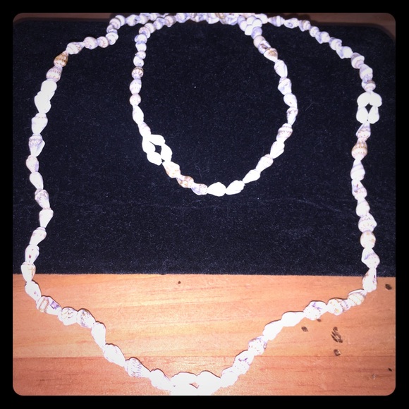 Necklace Costume Jewelry - Picture 4 of 8